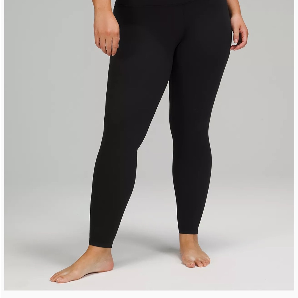 Black Lululemon leggings